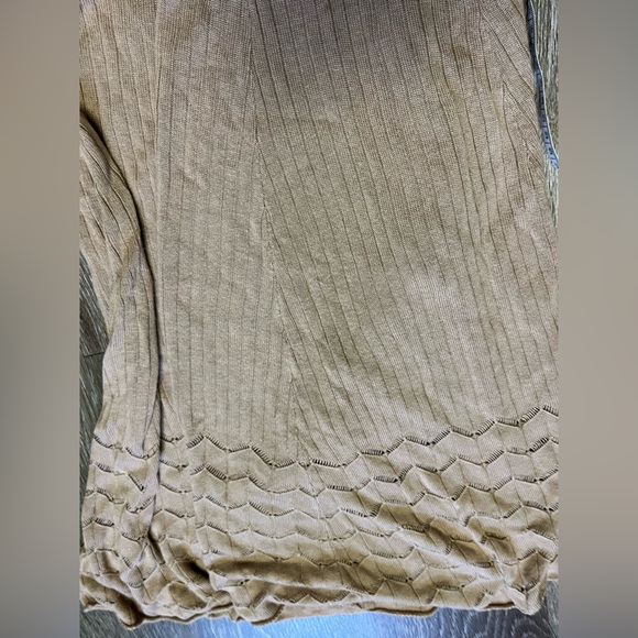 House of Harlow x revolve size small tan knit skirt - Picture 3 of 6